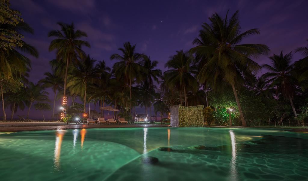 Clandestino Beach Resort Parrita Kültér fotó