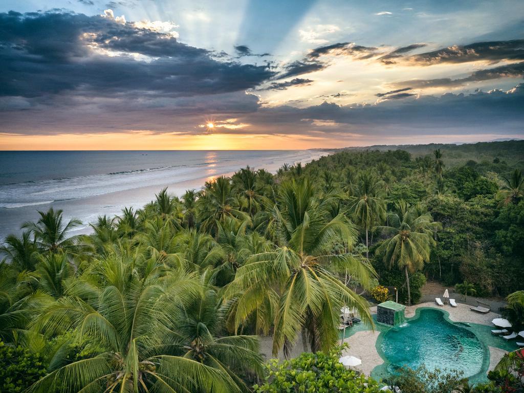 Clandestino Beach Resort Parrita Kültér fotó