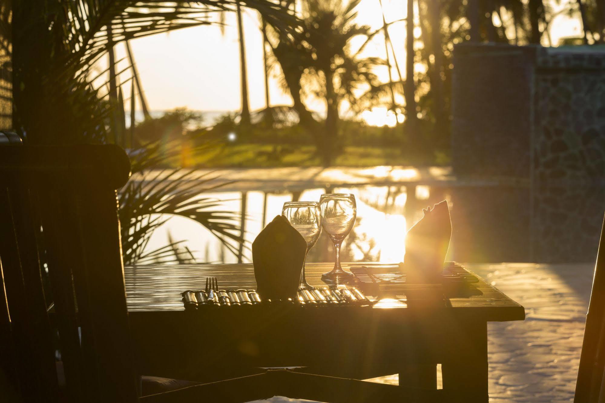 Clandestino Beach Resort Parrita Kültér fotó