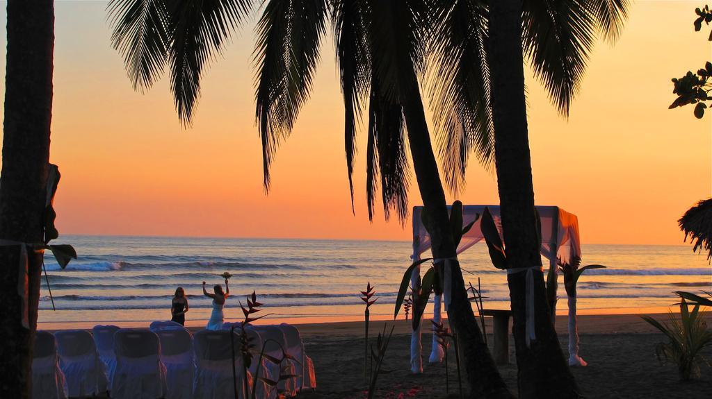 Clandestino Beach Resort Parrita Kültér fotó